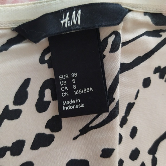 H&M Animal Print Strapless Cocktail Dress - Picture 4 of 4